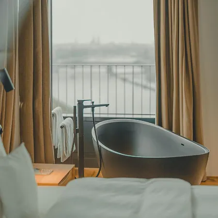 John & Will Silo-hotel By Guldsmeden 4*