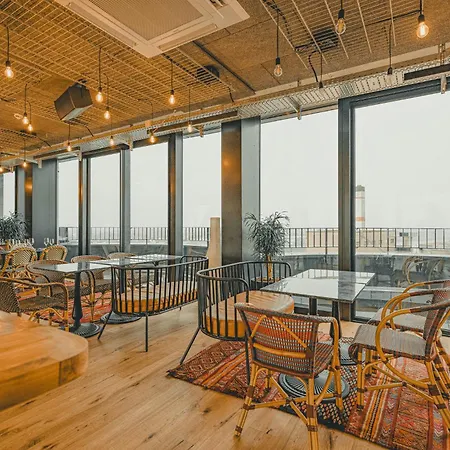 Hotel John & Will Silo-hotel By Guldsmeden Brema